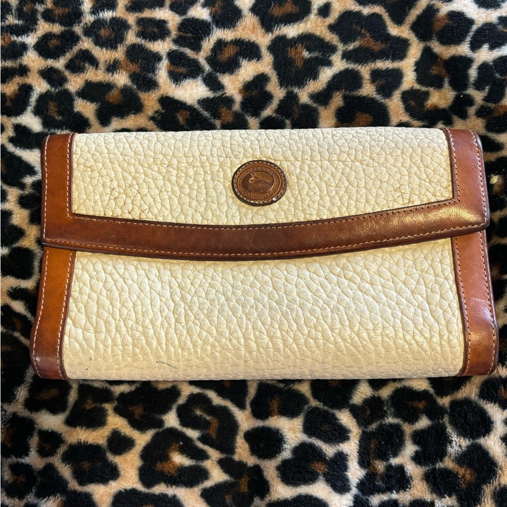 Vintage Dooney & Bourke Wallet